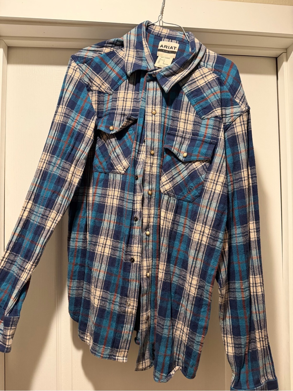 Ariat Men’s Blue and White Plaid Button-Down Shirt